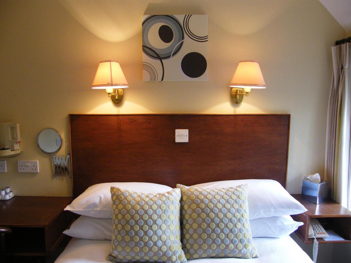 Tumbling Weir Hotel Ottery St Mary エクステリア 写真