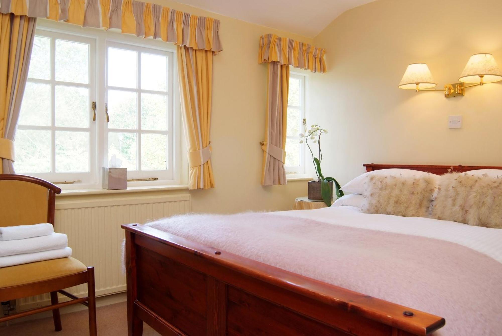 Tumbling Weir Hotel Ottery St Mary エクステリア 写真