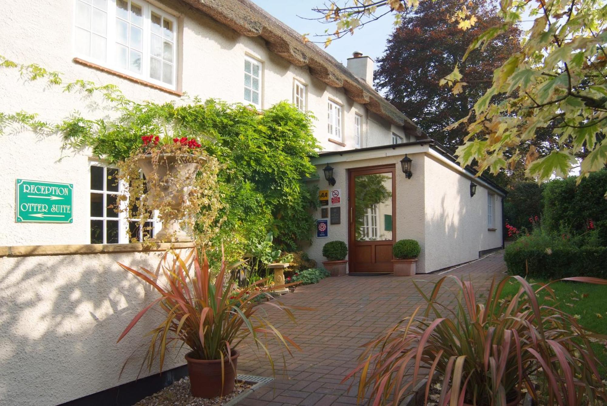 Tumbling Weir Hotel Ottery St Mary エクステリア 写真