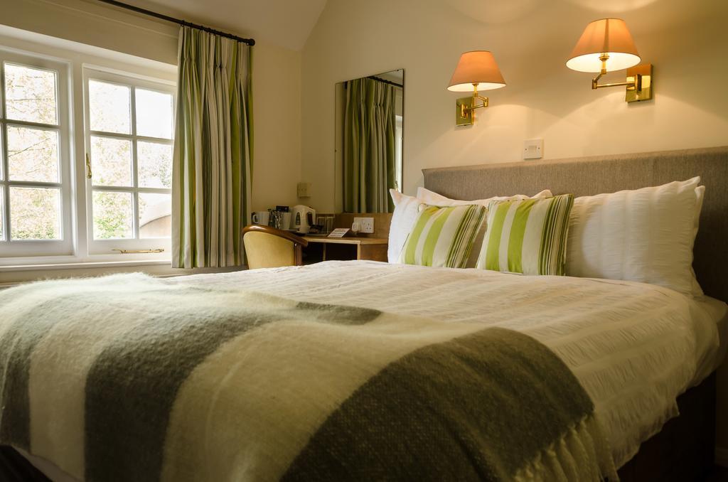Tumbling Weir Hotel Ottery St Mary エクステリア 写真